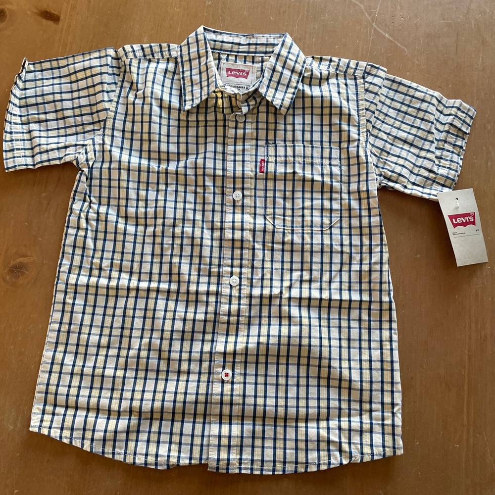 NWT Levi’s Kids Button Down Top